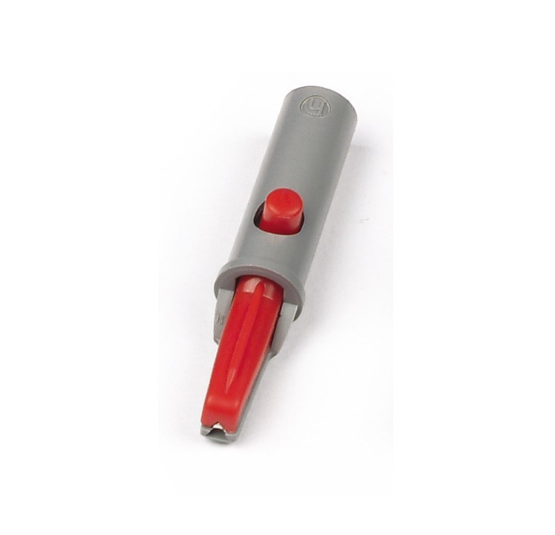 Krokoklemme isoliert, rot Krokoklemme isoliert, rot