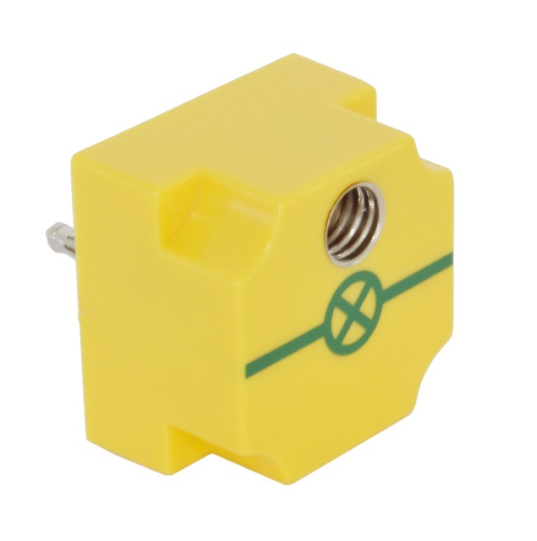 STB Lampenfassung E 10, mit Lamellenstecker STB Lampenfassung E 10, mit Lamellenstecker