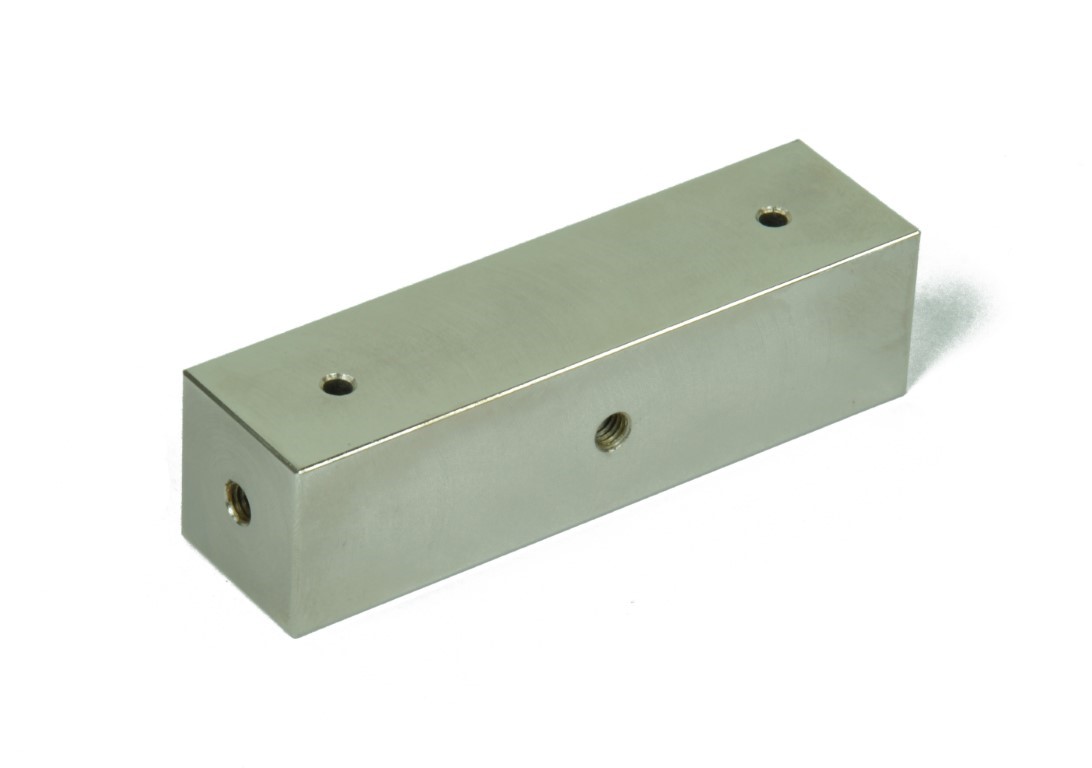 Eisenkern massiv, L=105 mm Eisenkern massiv, L=105 mm