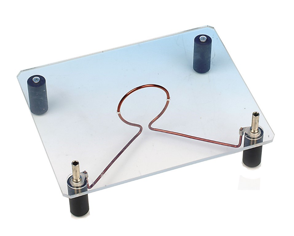 Leiterschleife auf Acrylglassockel Leiterschleife auf Acrylglassockel