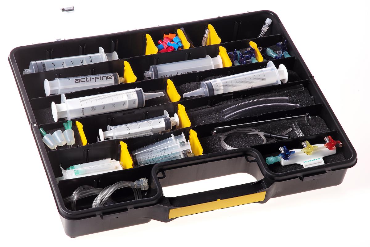 134395010 Lehrerkoffer Spritzentechnik